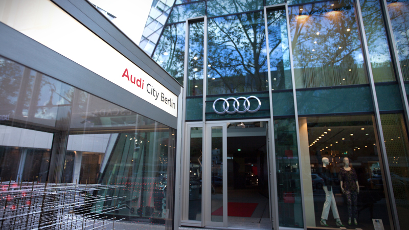 KOLLISION: 20.05.2015 AUDI LED CUBES, image: 2